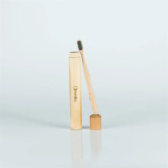 Nordics Bamboo travel case
